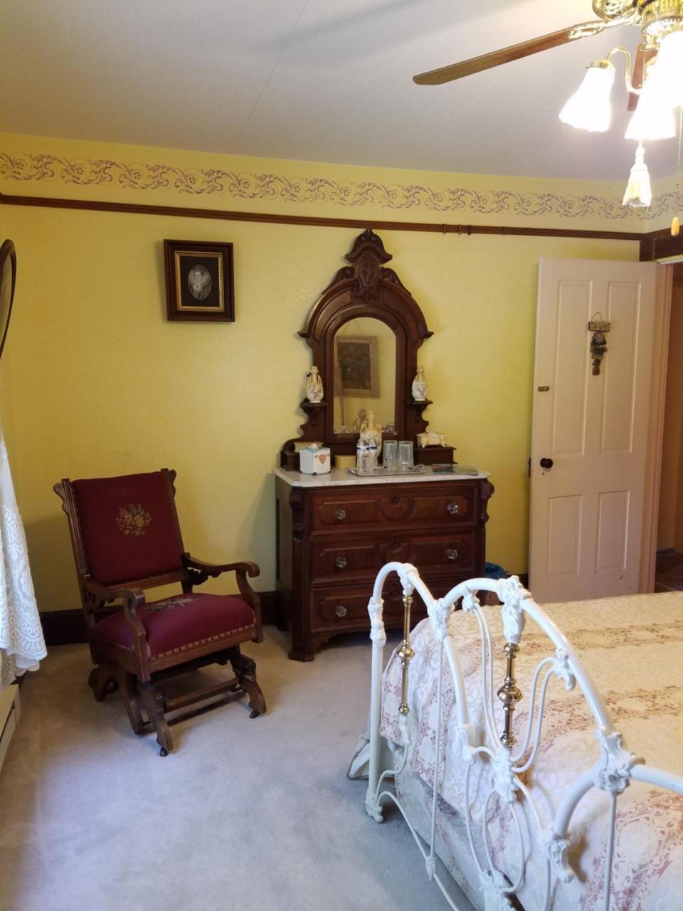 Sheep Hill Bed & Breakfast 2*